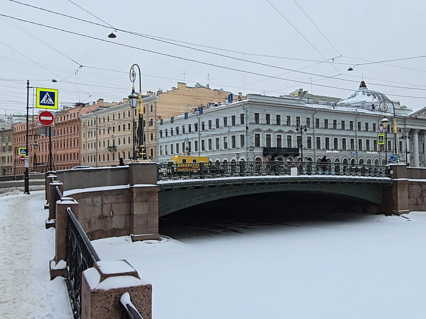 St. Petersburg Travel Guide